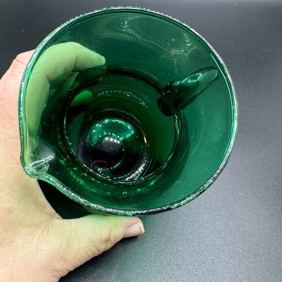 Vintage Hand Blown Emerald Green Glass Applied Handle Creamer Mini Pitcher - Picture 8 of 11